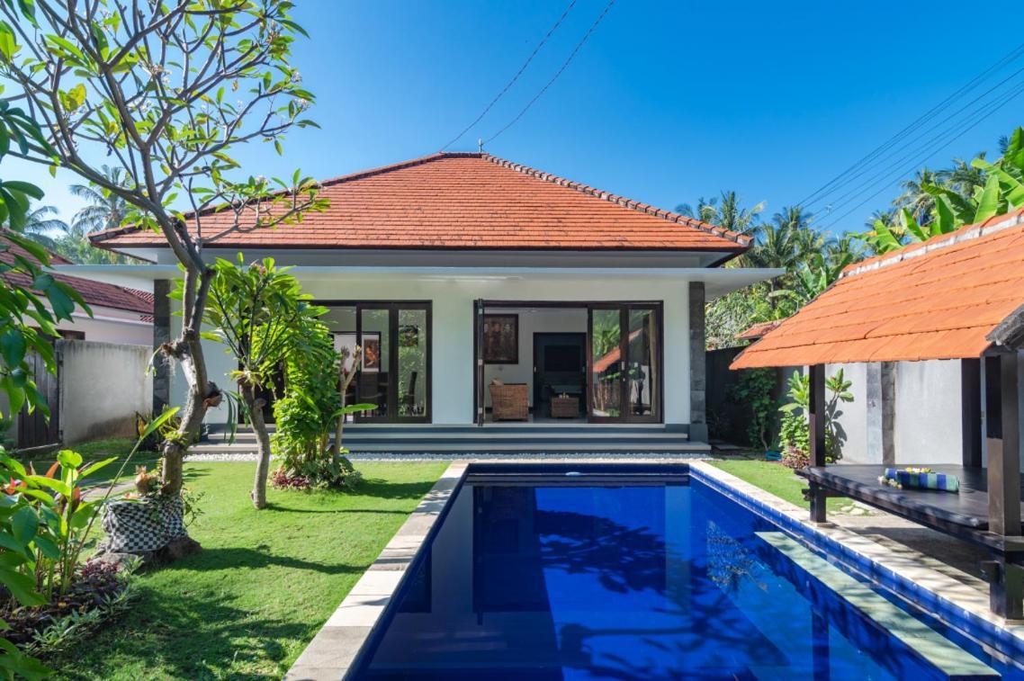 Anna Bali Villa *